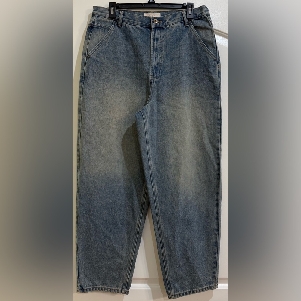 Chelsea & Violet Relaxed Barrel Fit Blue Jeans Size 30 NWT